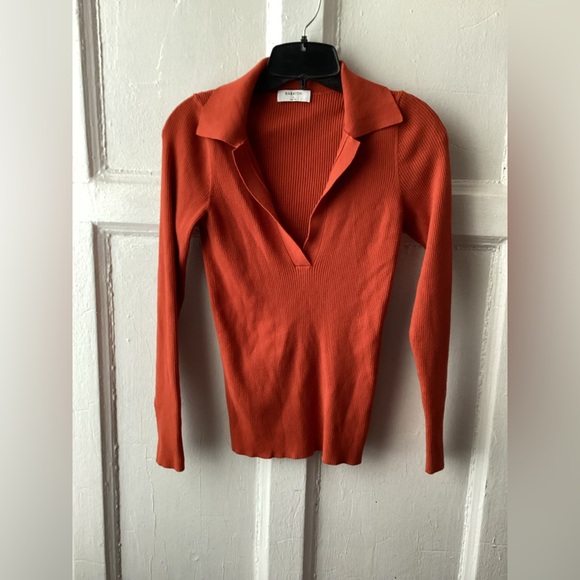 Babaton Tops - Babaton Rust Ribbed Knit Top